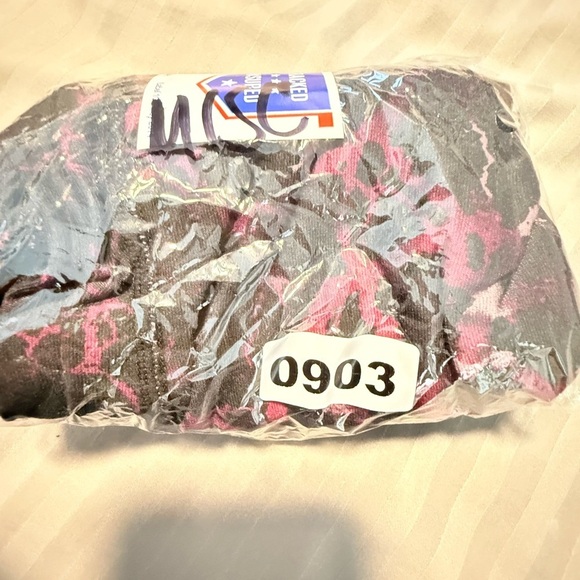 Nike Black and Pink Leggings Size M - Picture 8 of 8